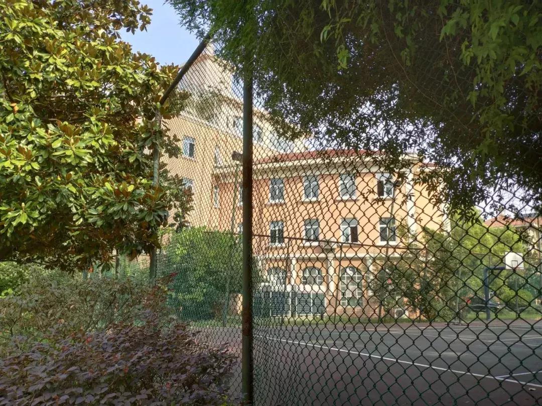 南京月牙湖明湖山庄,南京月牙湖公园明湖山庄