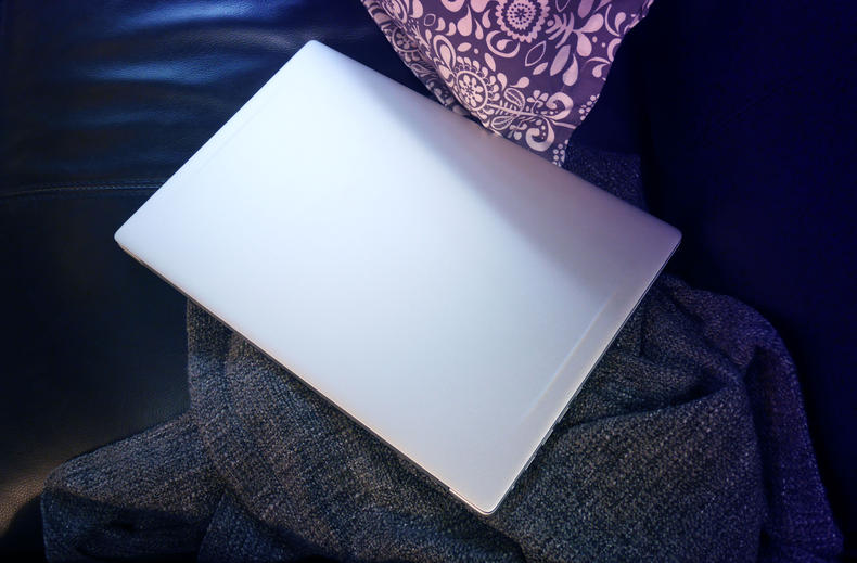 国产哪个款笔记本配置好价格亲民,国产笔记本电脑排行榜前十名品牌