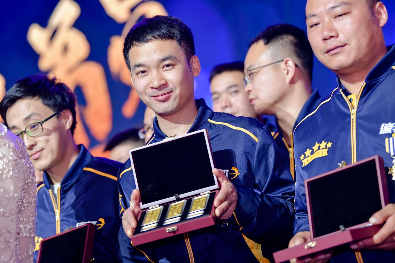 2020德邦金砖快递员,送快递奖励十亿