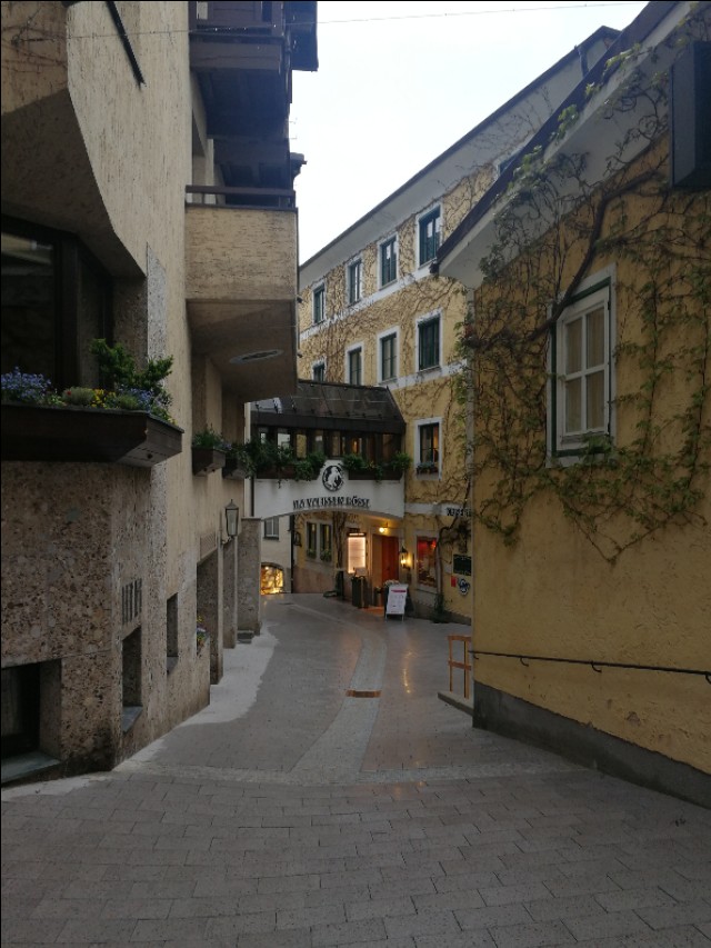 雨中奥地利乡村风景,奥地利小镇美景