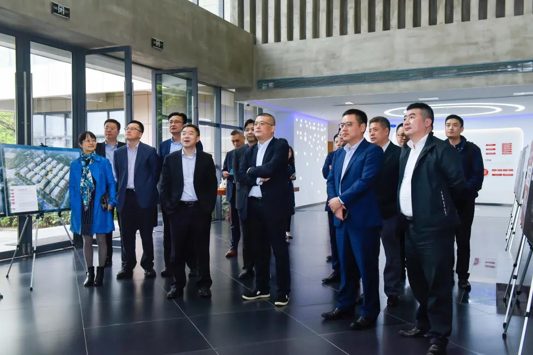 中国信达财富、南商银行组团赴吴中集团第一工园考察交流