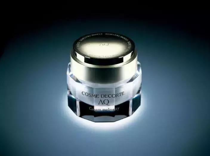 黛珂aq属于什么档次,黛珂aq系列金色和白色有什么区别