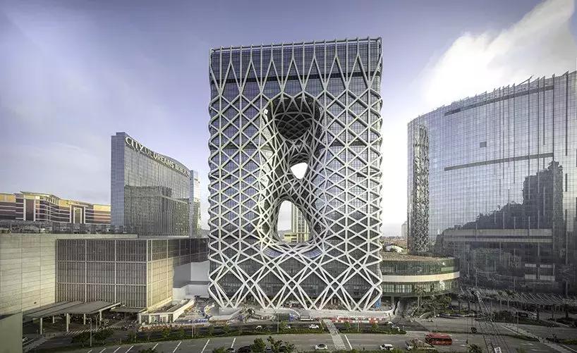 大兴机场设计费16亿扎哈拿多少,扎哈大兴机场最初设计