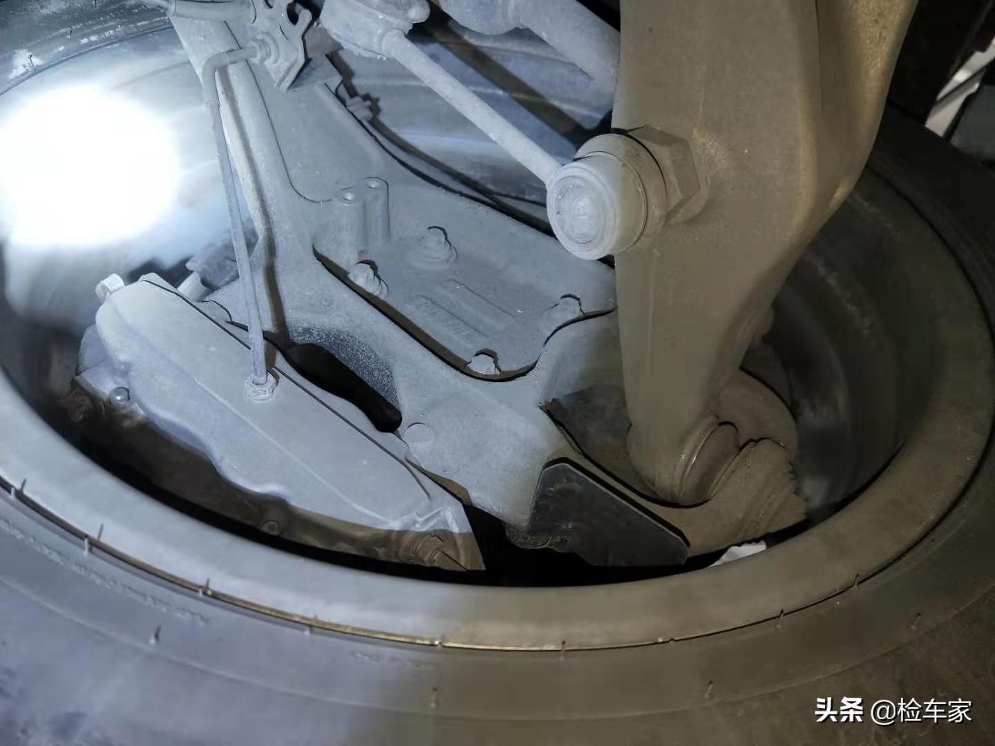 玛莎拉蒂吉博力算不算伪豪车,两年的玛莎拉蒂吉博力