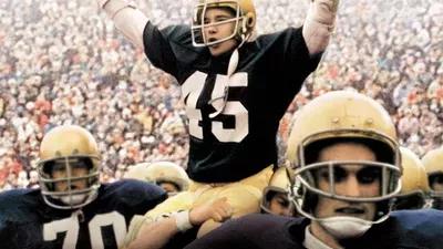 10部初中生必看感动励志电影,中职学生十个必看励志片