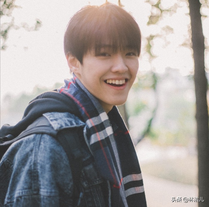 他是抖音大网红，选秀出道未成功，却被国际大牌看上，时尚感飙升