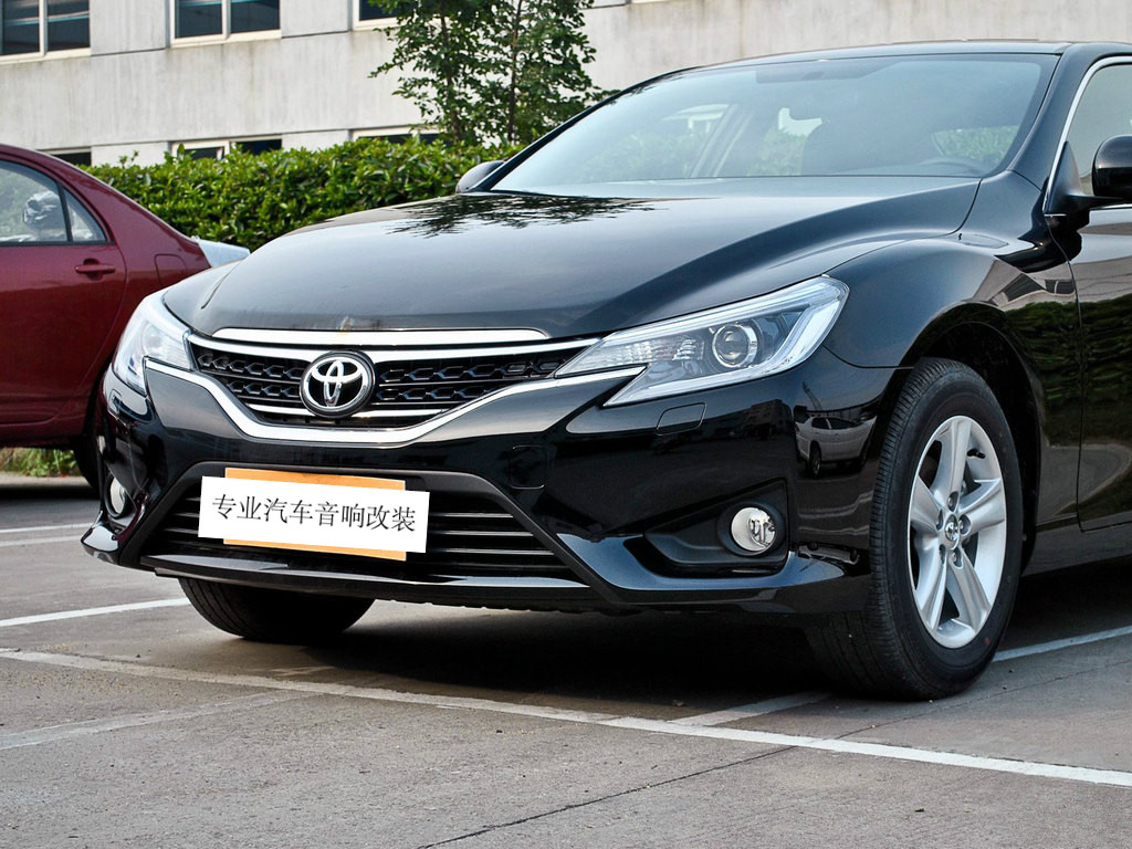 锐志改装音响多少钱,05丰田锐志原车音响