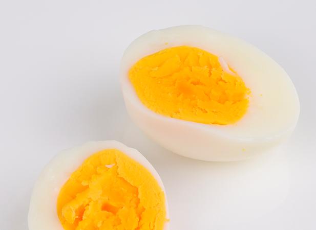 买鸡蛋选红或白壳好,买红壳鸡蛋还是白壳鸡蛋好