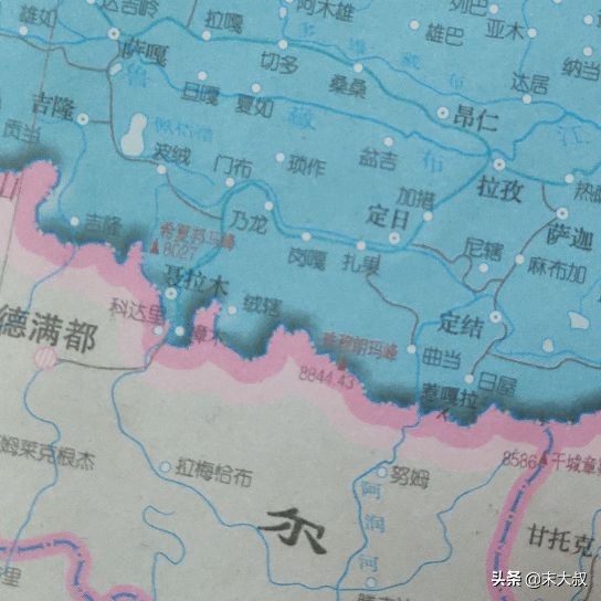世界最高峰珠穆朗玛峰是哪个国家,世界最高峰珠穆朗玛峰归哪个国家