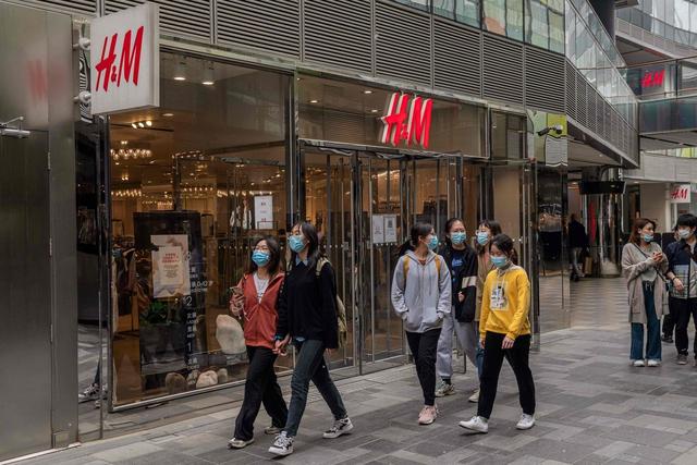 快时尚衰退原因,快时尚会崩盘吗