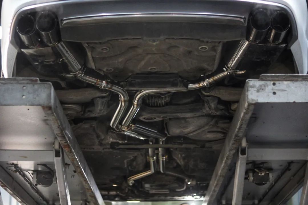 怪兽修车：翻改一辆当年售价百万的奥迪S6，匠心施工，再现完美