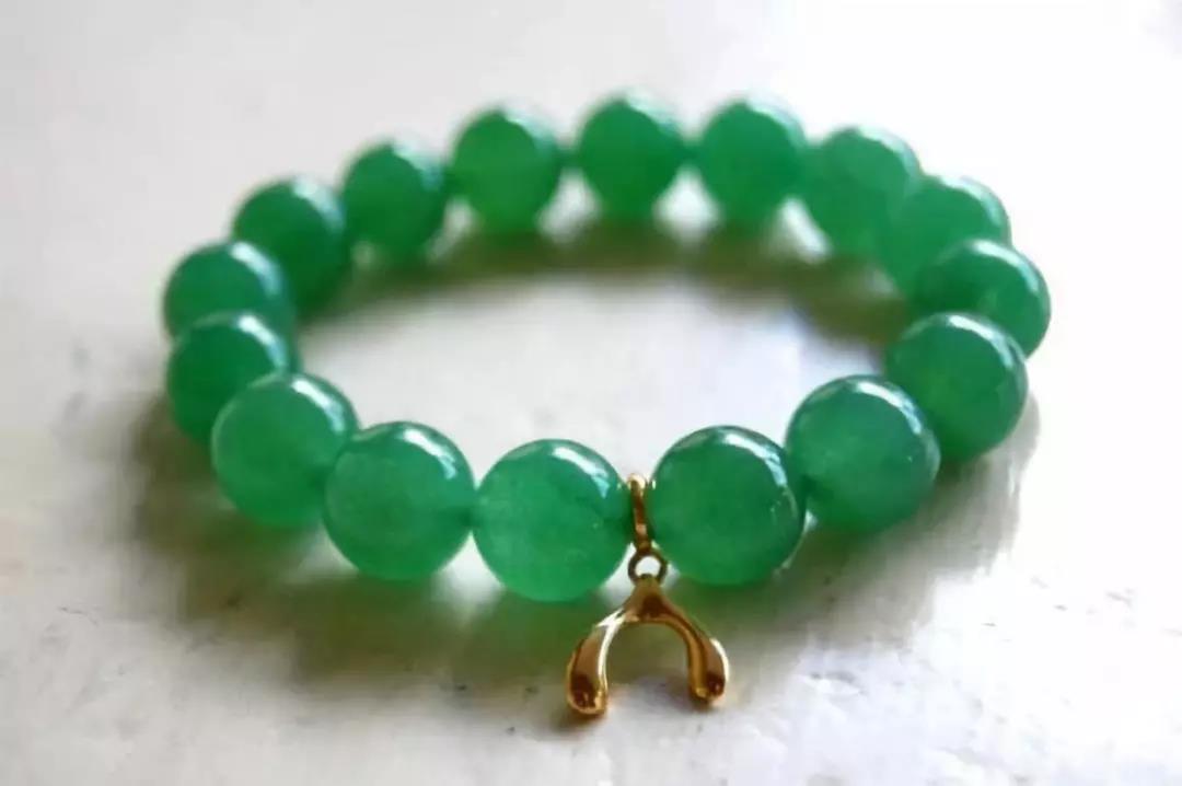 教你认识二十五种玉石各个惊艳,教大家认识不同种类的玉石