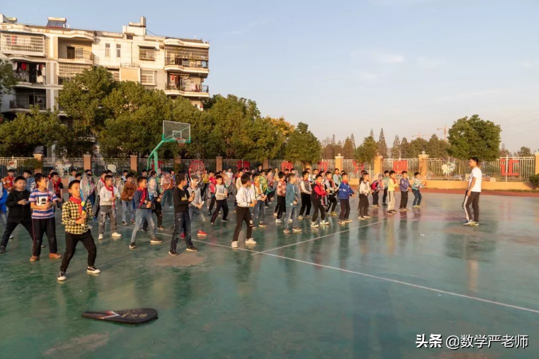 教了23年书容颜未改，黄陂这位老师真会“保养”