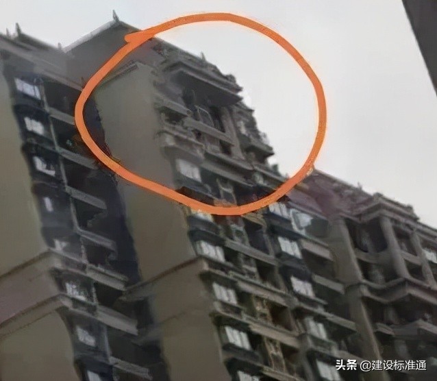 破坏力极强，悬挑板坍塌击穿楼板！悬挑板如何施工才可靠？