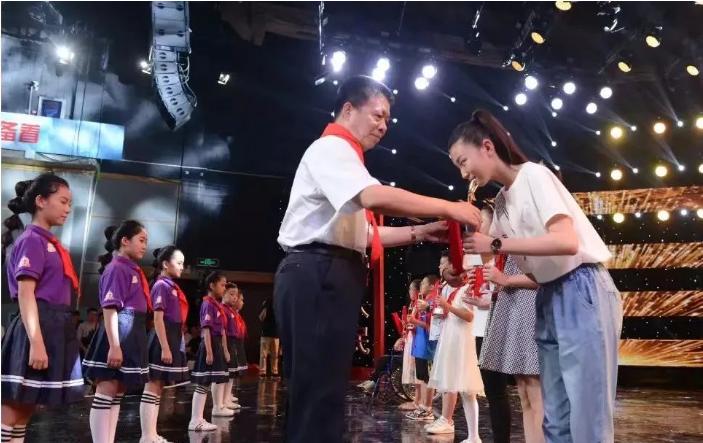 喜报：民勤五中学生张诗雨荣获第十四届宋庆龄奖学金