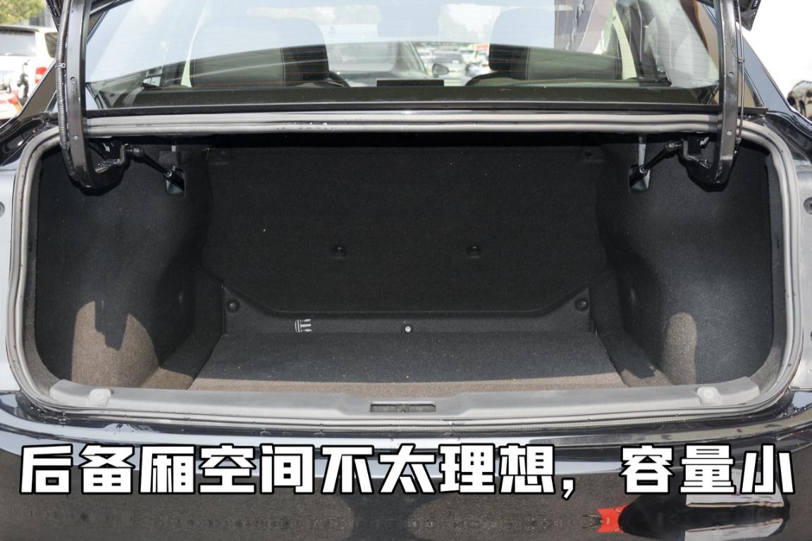 打车遇见红旗l5,新能源红旗e-qm5落地价