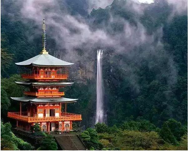 暑假好玩旅游地：纪伊半岛，菲律宾巴拉望，摩洛哥，巴哈马猪岛