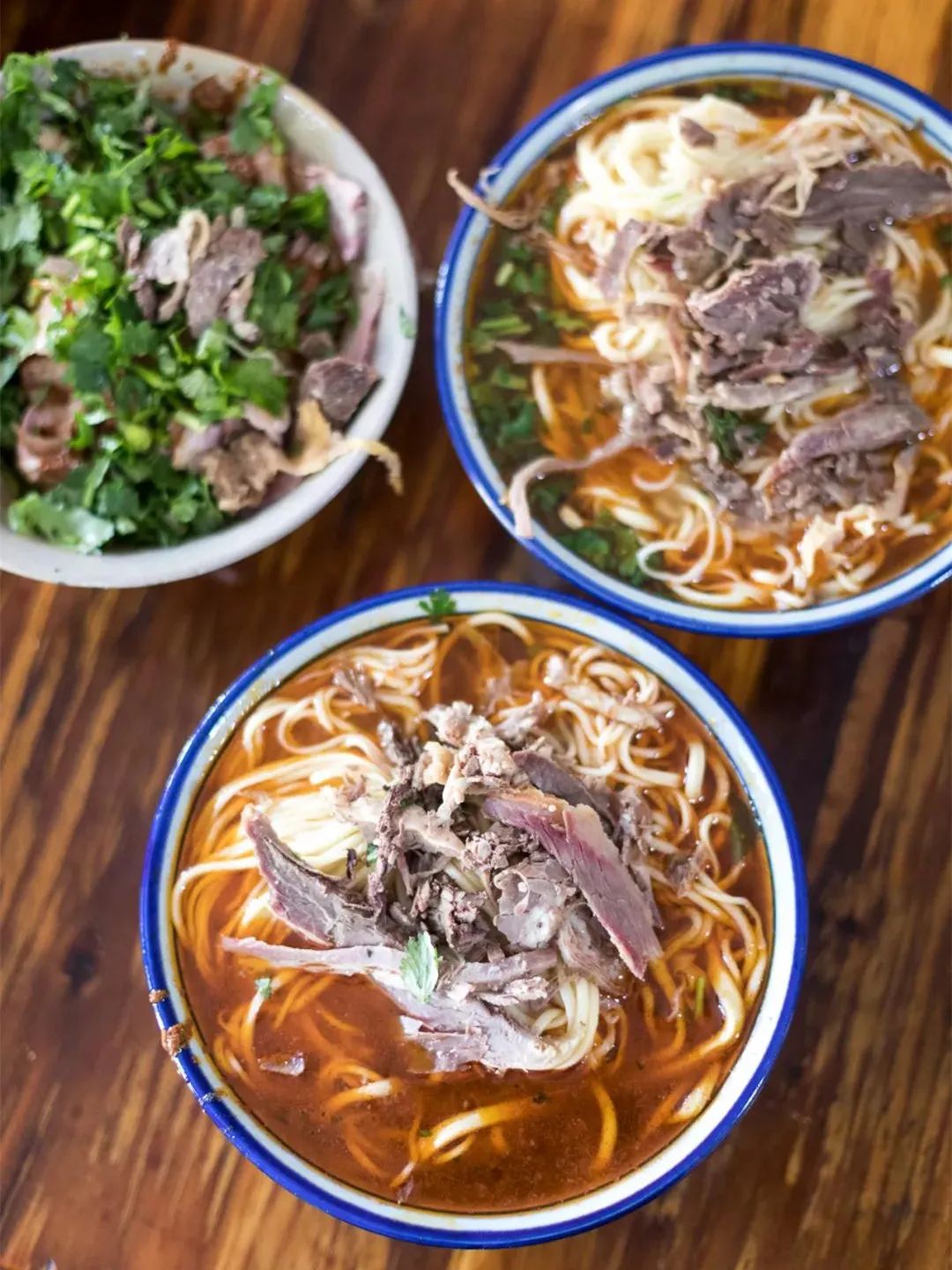 牛肉汤米线视频,牛肉汤酸浆米线