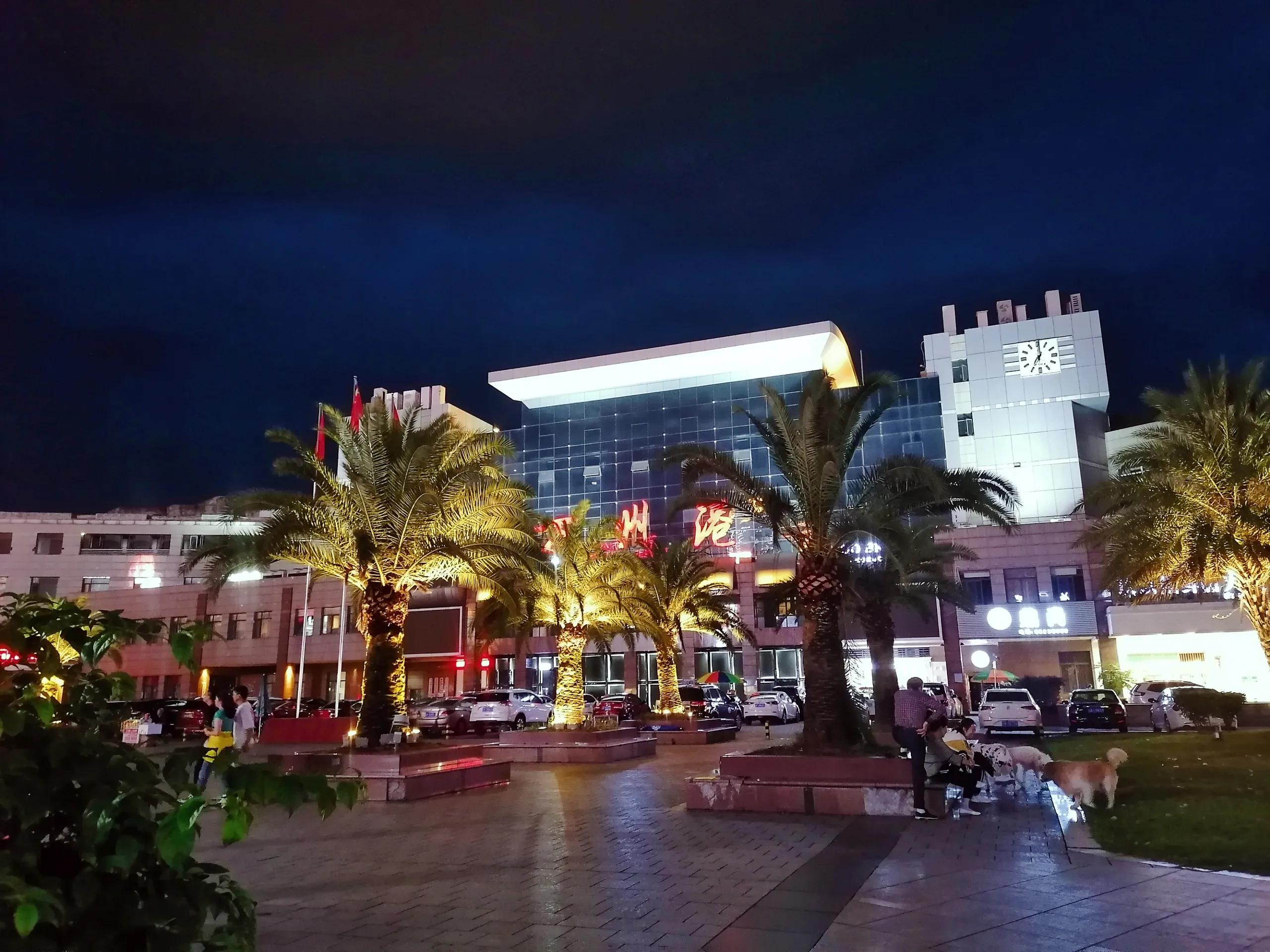 万州在重庆的实力如何？是最强吗？感觉很厉害的样子！