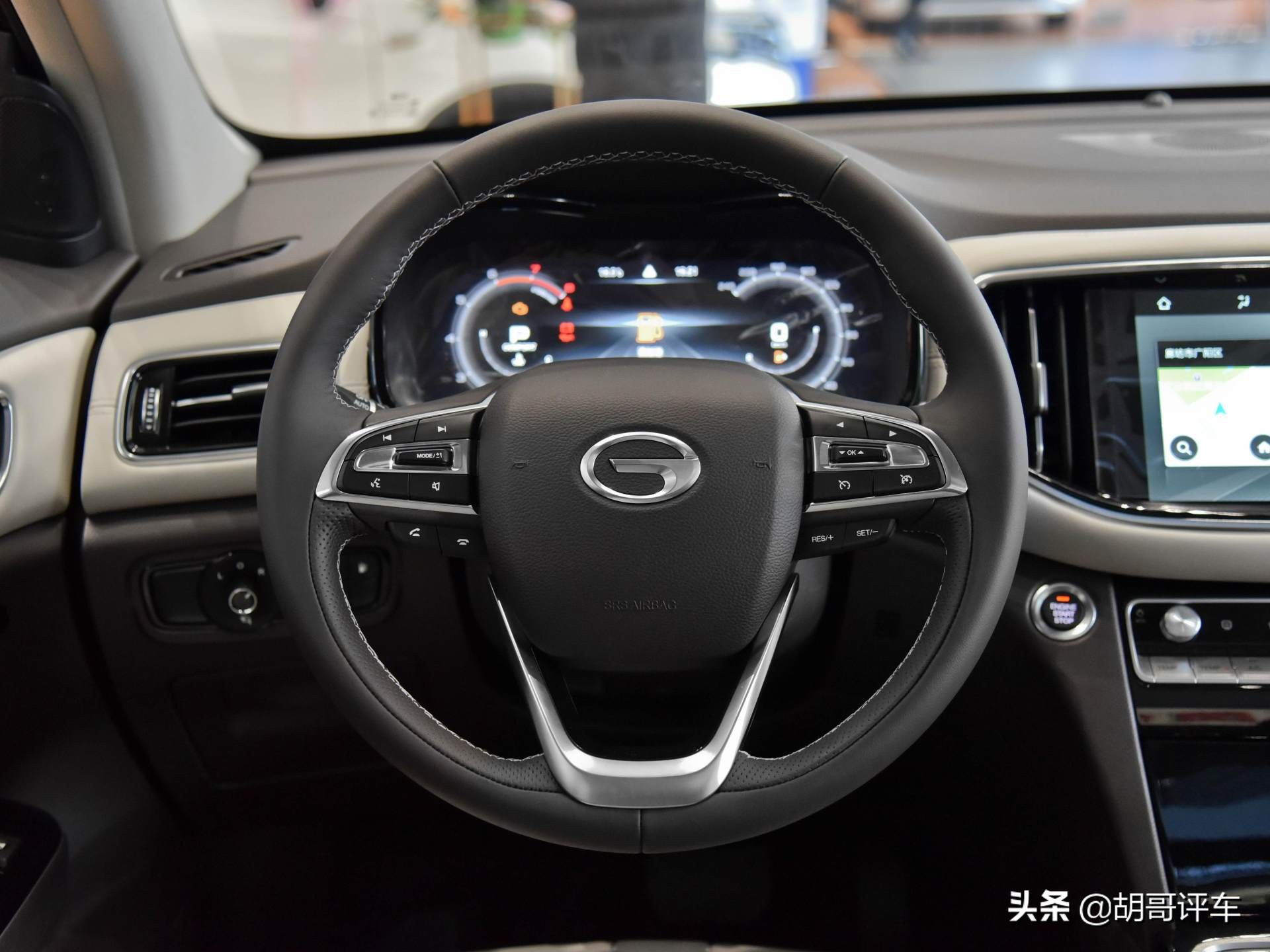 又大又高的suv,最新款黑色广汽传祺gs8高清实拍