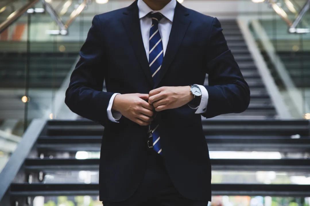 为什么有房产中介这个工作,大学生房产中介