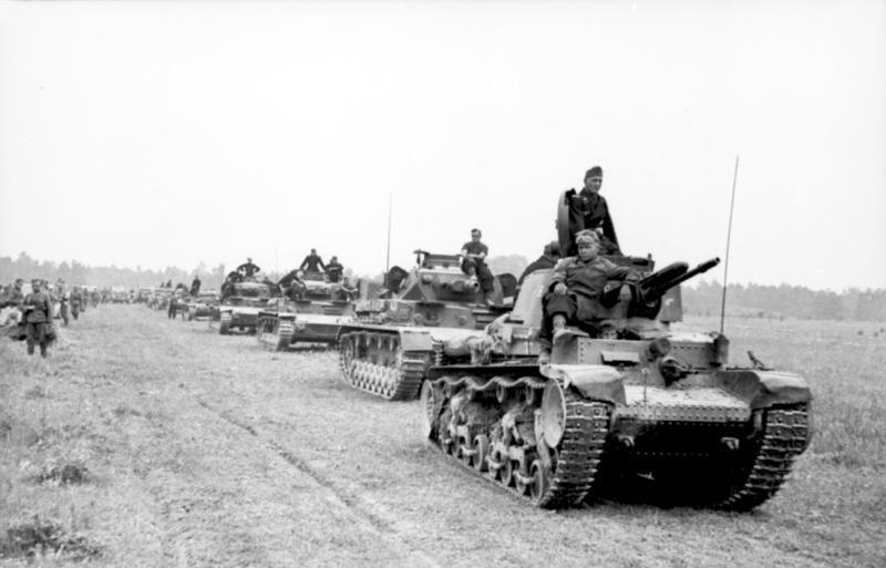 1941年苏联至暗时刻,1941年8月7日苏联首次轰炸柏林
