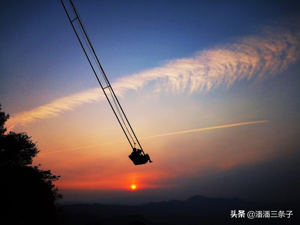 重庆奥陶纪主题乐园真实视频,重庆玻璃栈道奥陶纪