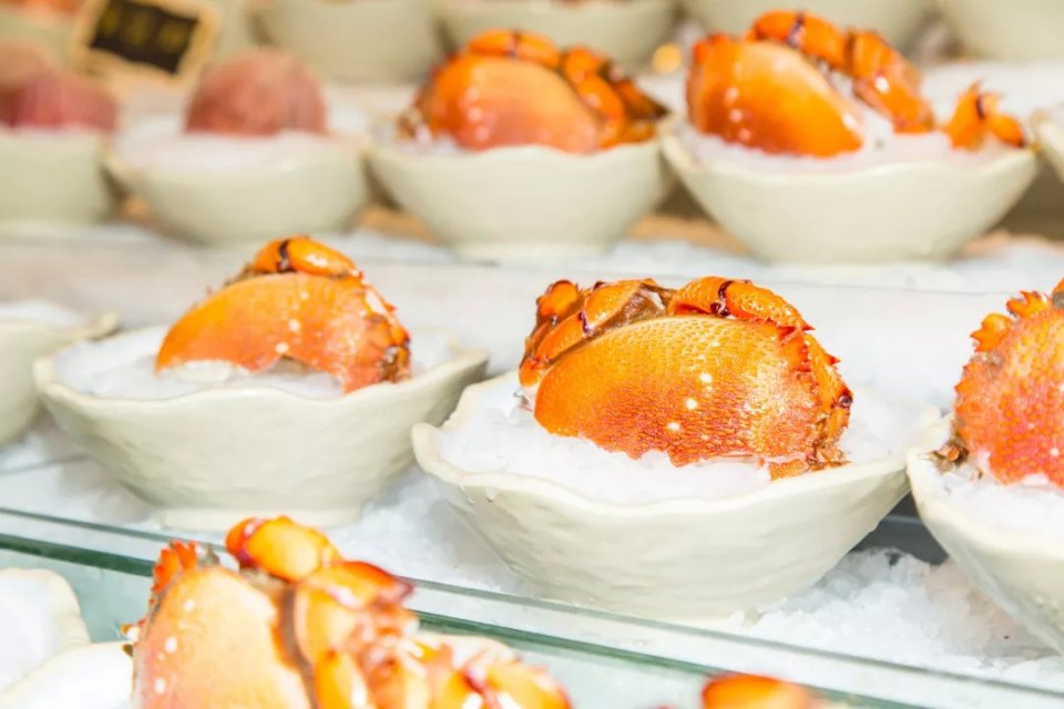 航母海鲜自助,陆家嘴自助帝王蟹