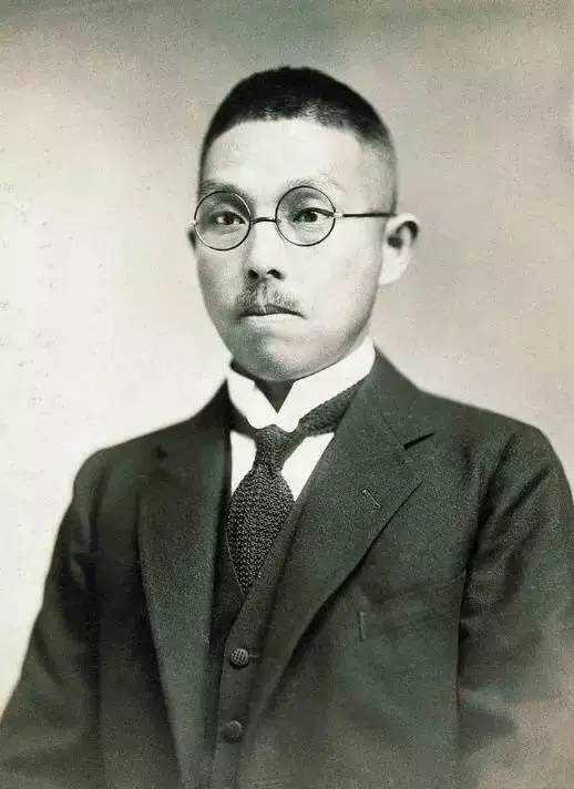 十大元帅40岁时是何身份：林彪是司令，陈毅是军长，贺龙挖野菜