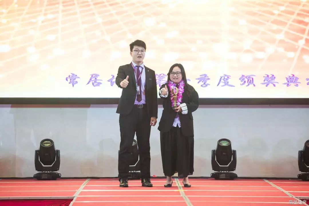 常居故事：人事给我打了三次电话，才下定决心——我想去试试