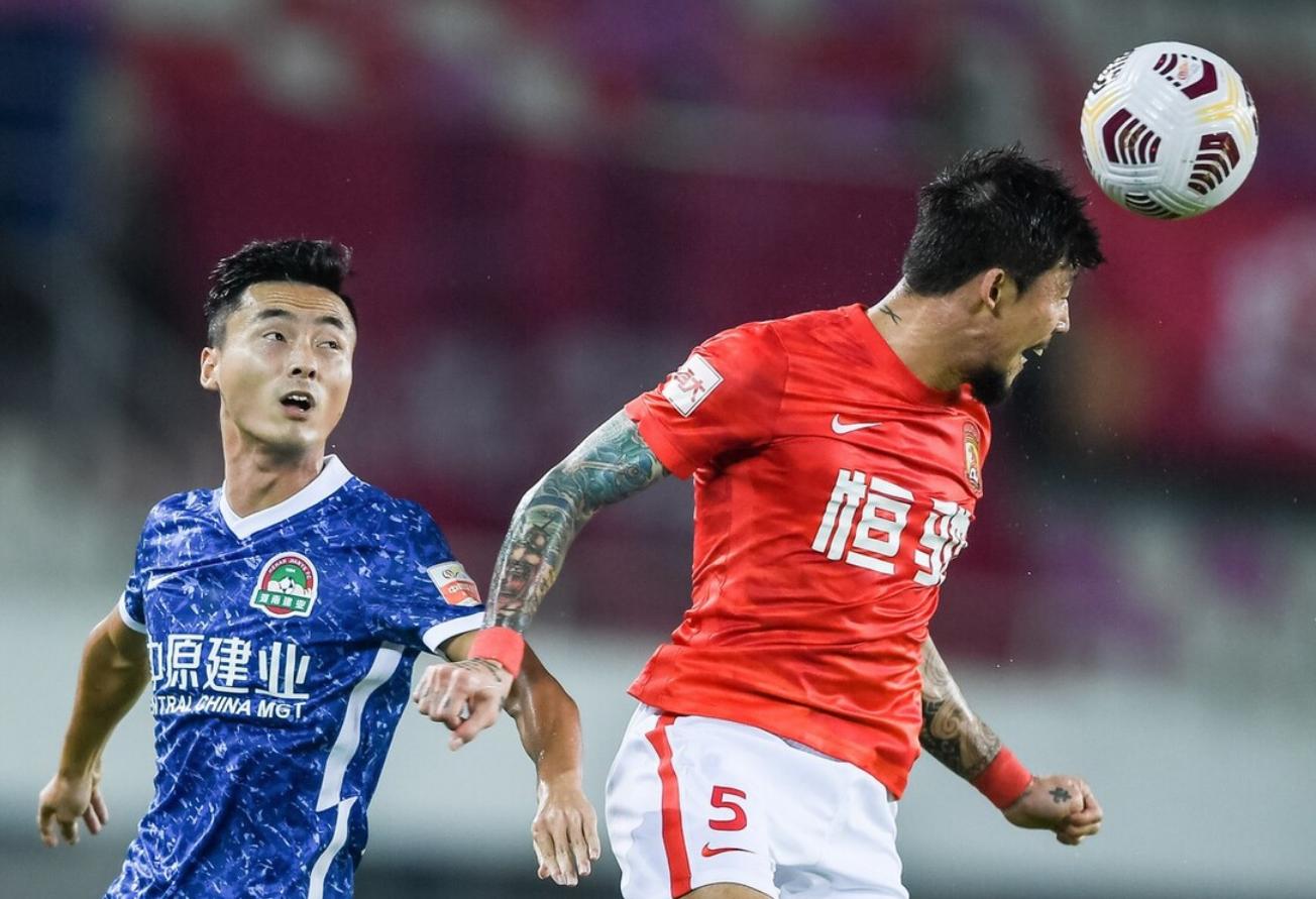 全华班恒大对国安集锦,全华班战胜中超球队