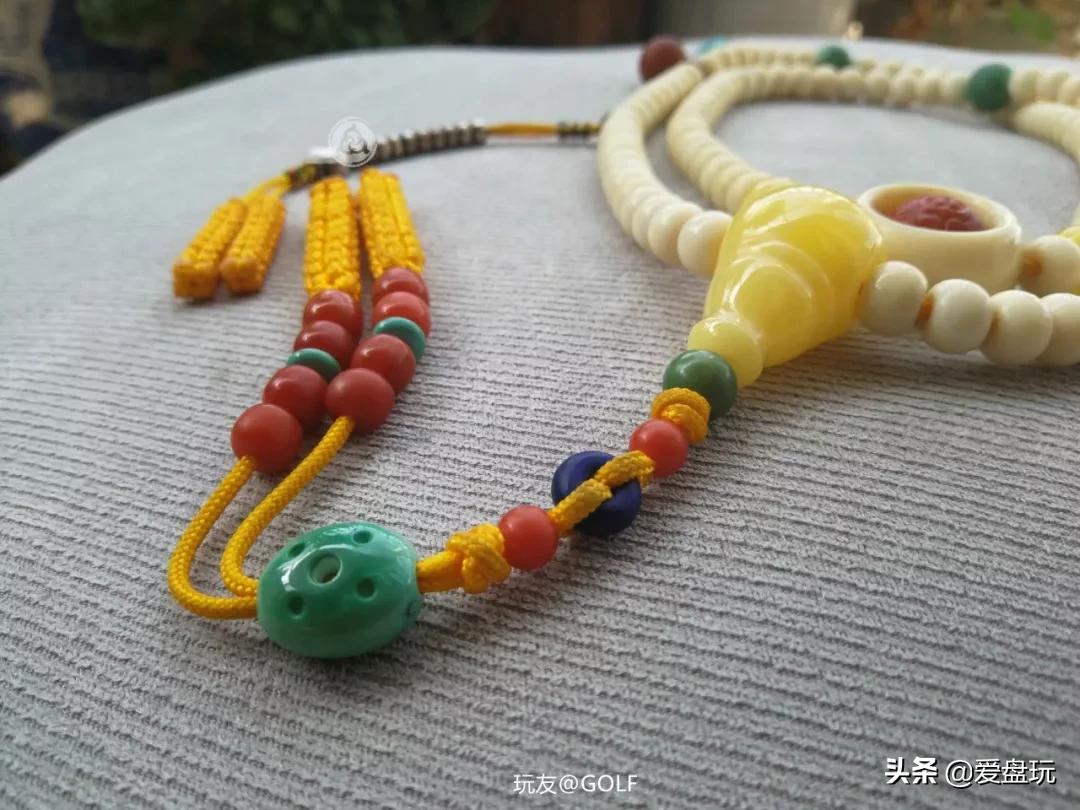 盘手串是不是很脏,盘透的黄花梨手串