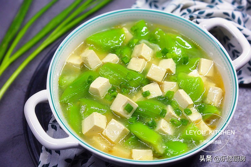 夏天适合多吃些丝瓜，清热解暑，6种做法，好吃好做，六月别错过