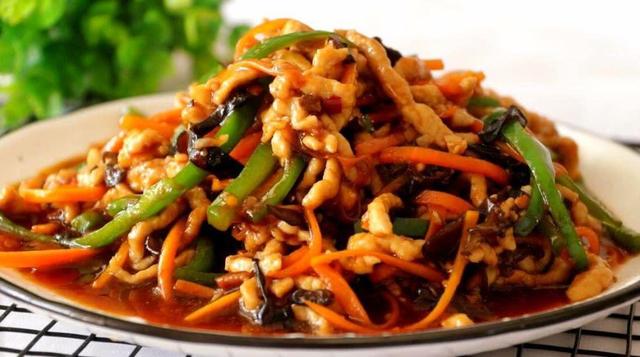 成都必吃的十道美食介绍,来成都一定要吃的10大美食小吃