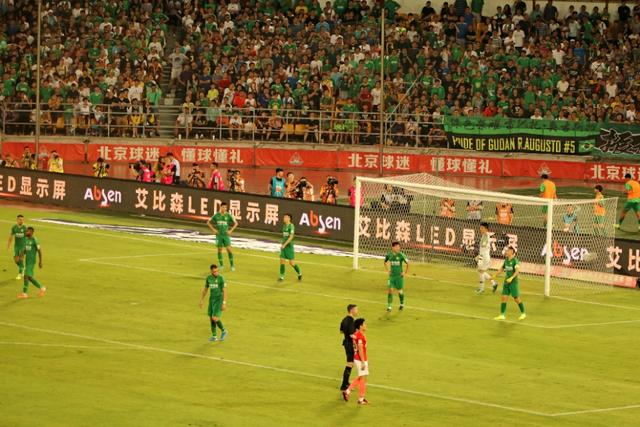 岂曰无衣，与子同袍——亲临工体感受北京国安的“魔鬼主场”