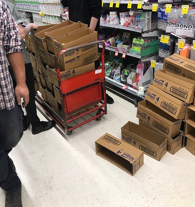 中国人在澳大利亚买奶粉事件,中国人在澳洲买奶粉事件