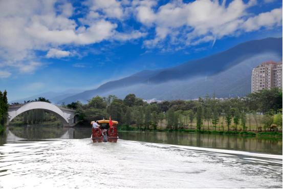 肇庆七星岩文化史迹照片,广东肇庆七星岩相片