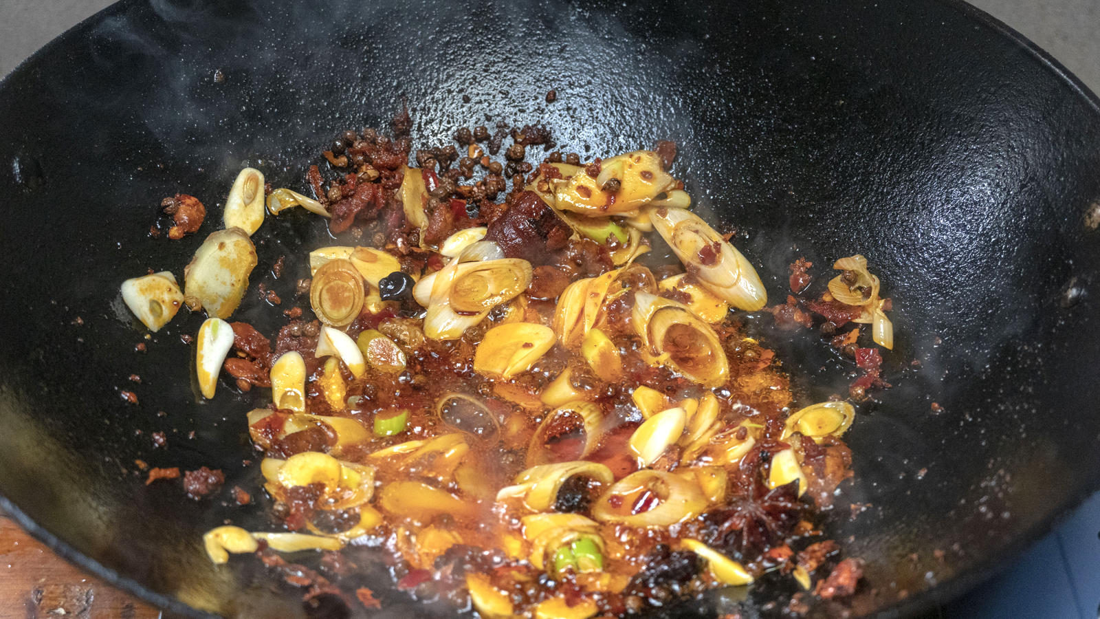 学会这8道冬令进补美食轻松过冬,冬日驱寒暖胃美食有哪些