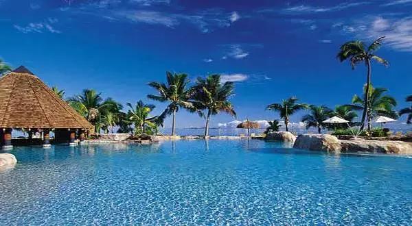 和斐济一个档次的水,最贵的水斐济