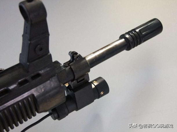 绝地求生里面的激光导弹,绝地求生激光瞄准器有啥用