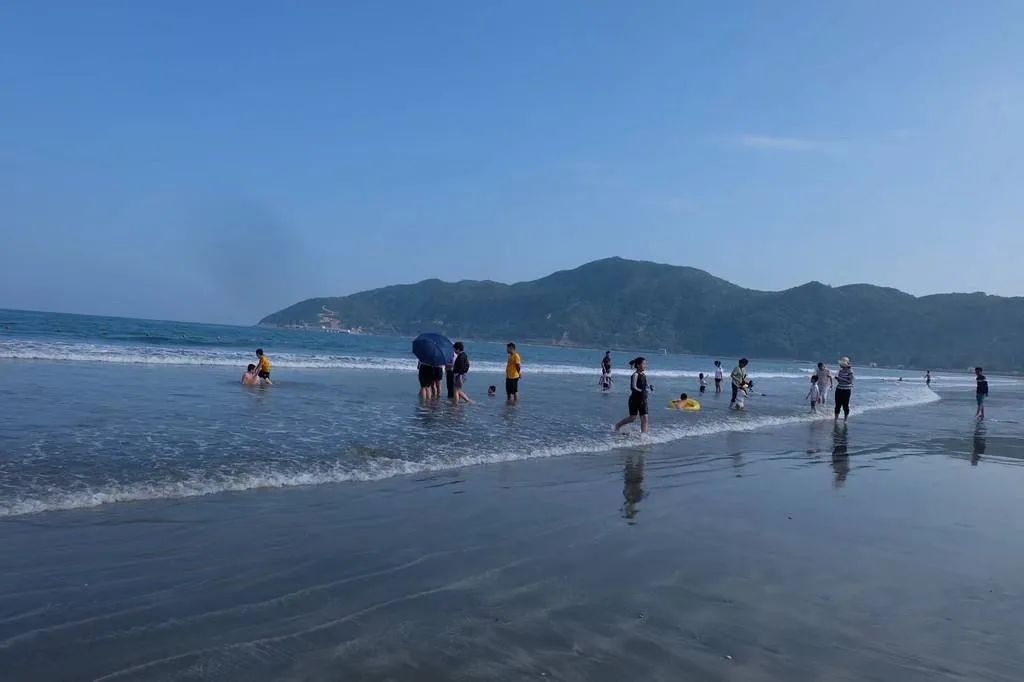 浣犲涔呮病鍘绘捣杈瑰害鍋囦簡,浣犲涔呮病鏈夊嚭闂ㄦ梾娓镐簡