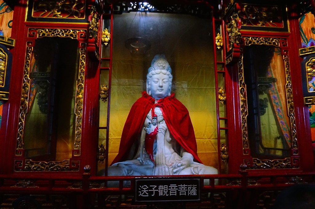 探寻古建筑视频,普陀山梵音古洞建筑风格