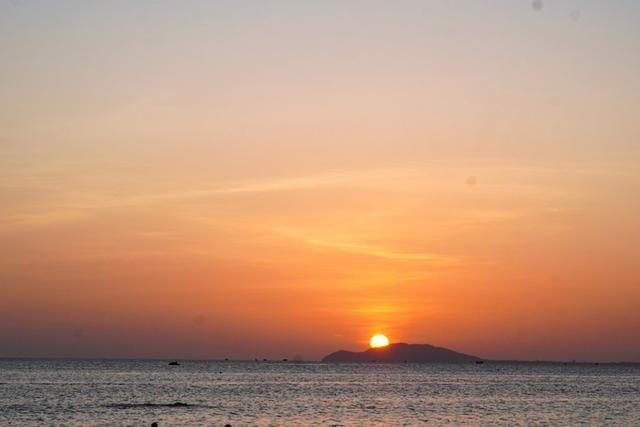 海南三亚旅游去哪里购物好点呢,海南旅游购物攻略最新