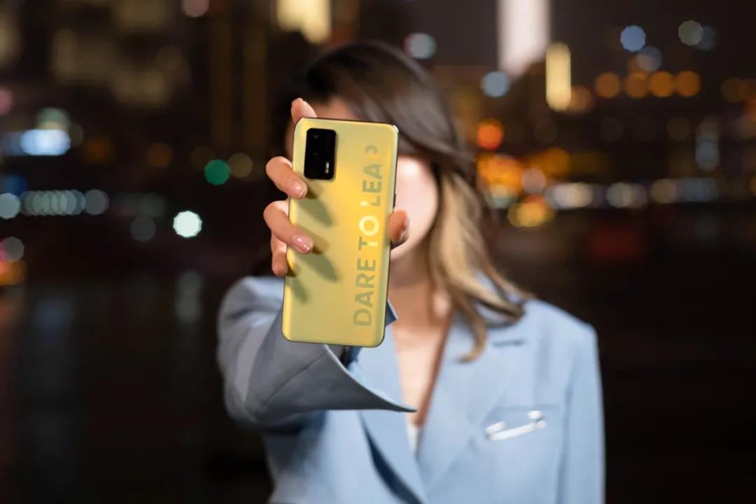 realmeq3是一款直面屏手机吗,realme最具性价比的千元机