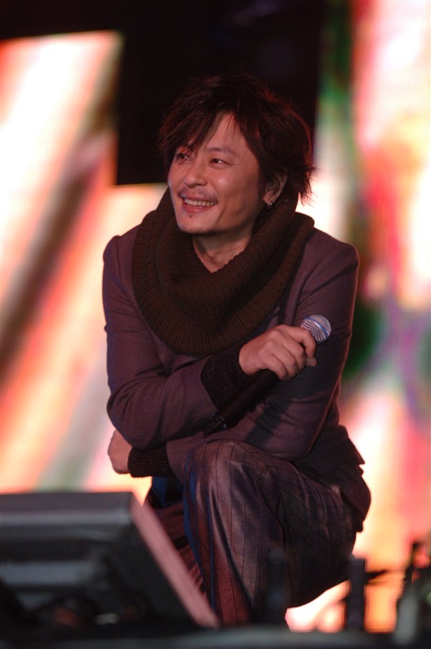 王杰自述成名之路,王杰歌坛背后的故事