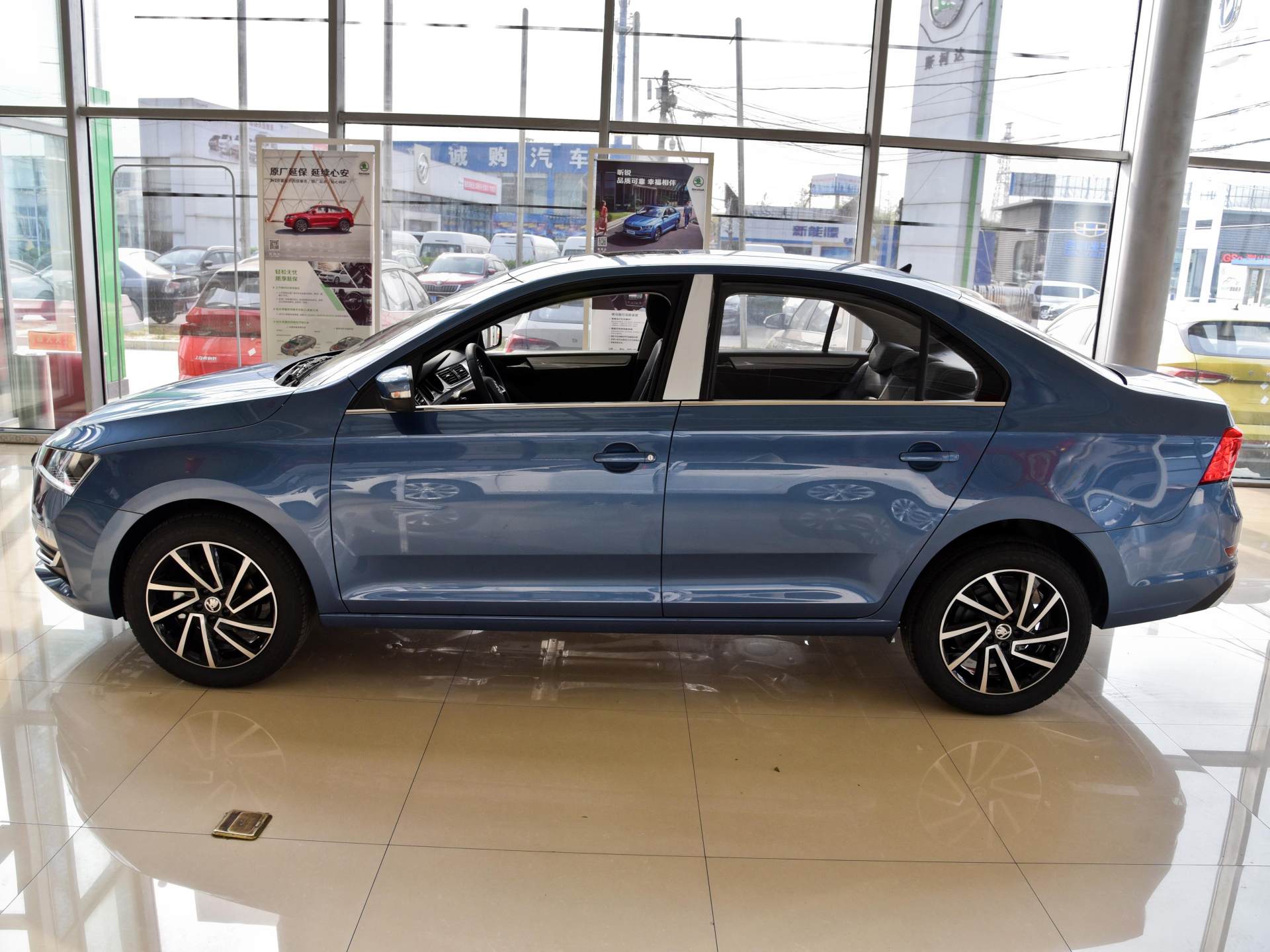 6万家用代步车省油耐用买什么车,6万内的代步车性价比