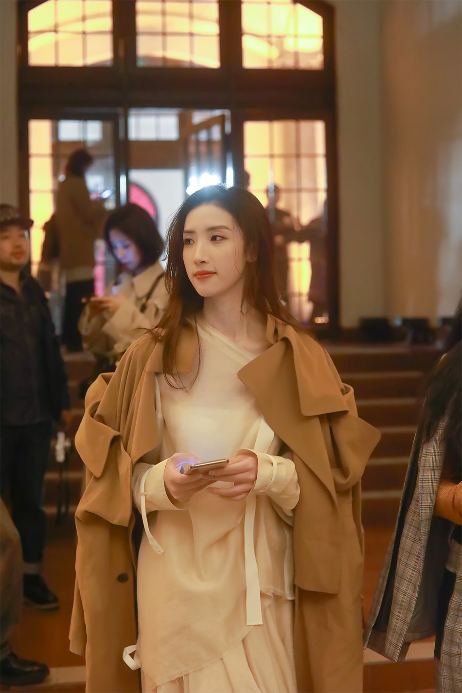 马紫薇时装秀视频,上海时装周走秀马艳丽