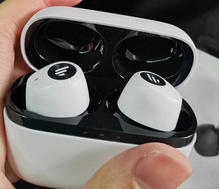 漫步者蓝牙耳机tws1和w2哪个好,漫步者无线蓝牙耳机w2评测