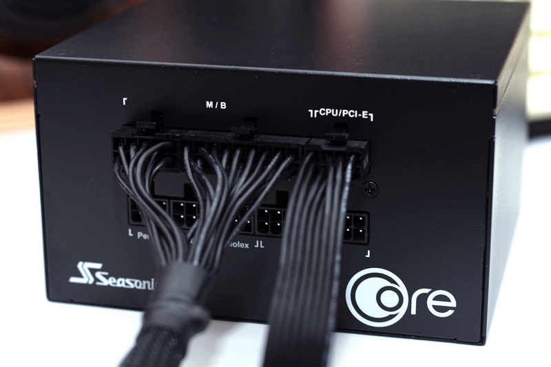 电脑的“心室”不能马虎，换了新电源，谈谈高塔机箱走线