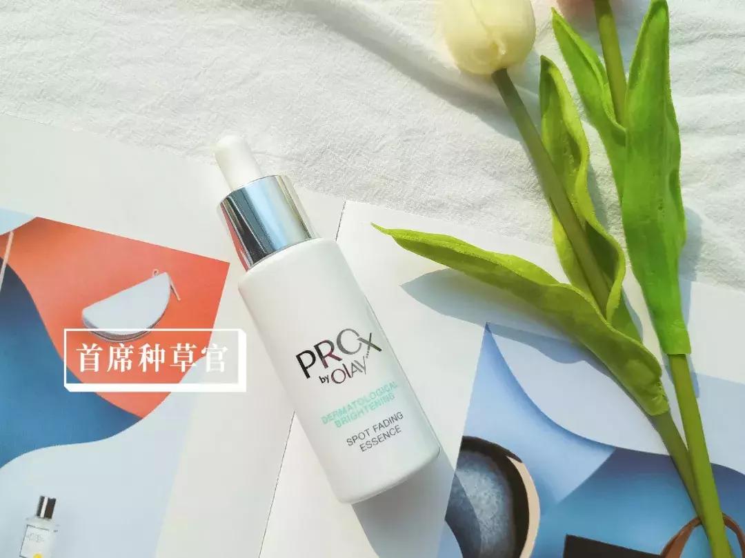 神仙水和小棕瓶哪个更值得买,被捧上天的饮料